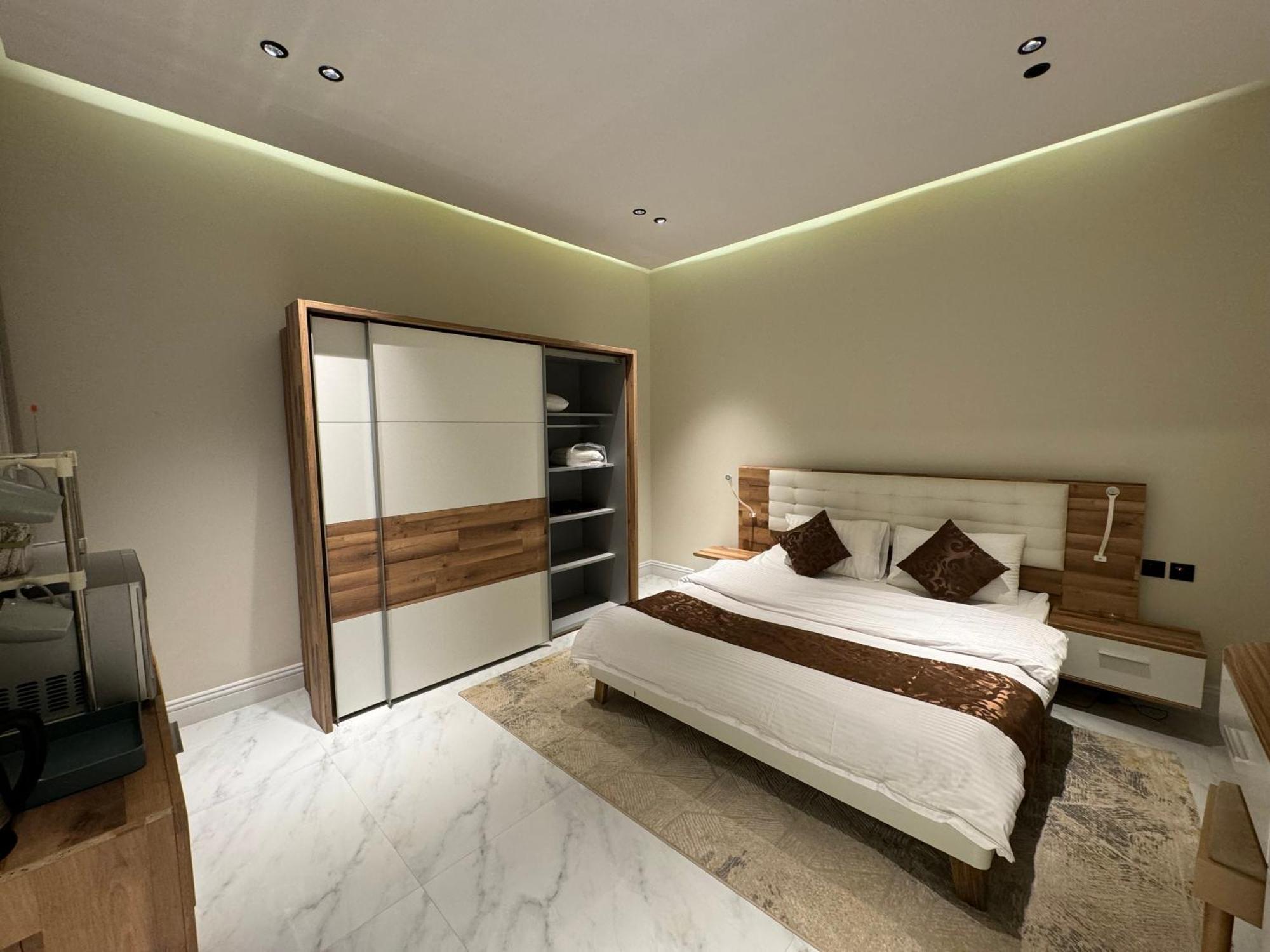 Apartment فاخرة غرفة وصالة بالعارض دخول ذاتي ١٢ Riyadh